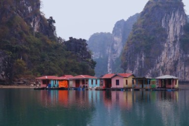 Hanoi - Halong Bay - Bai Tu Long bay - Vung Vieng Fishing village (L, D)